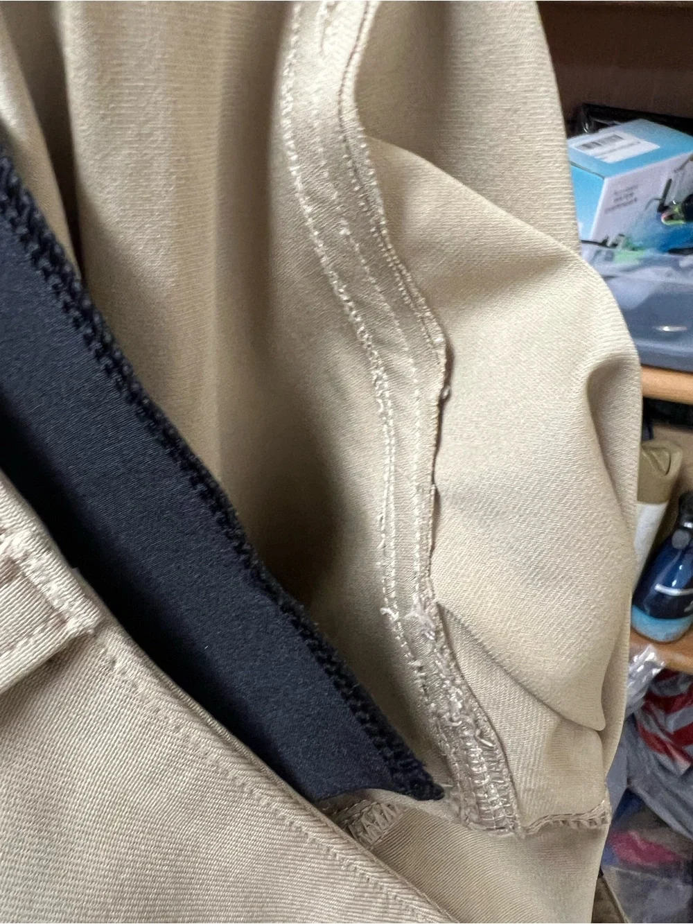Lululemon ABC Classic-Fit Men’s Sz 38 Beige Warpstreme Pants Trousers *Flaw*